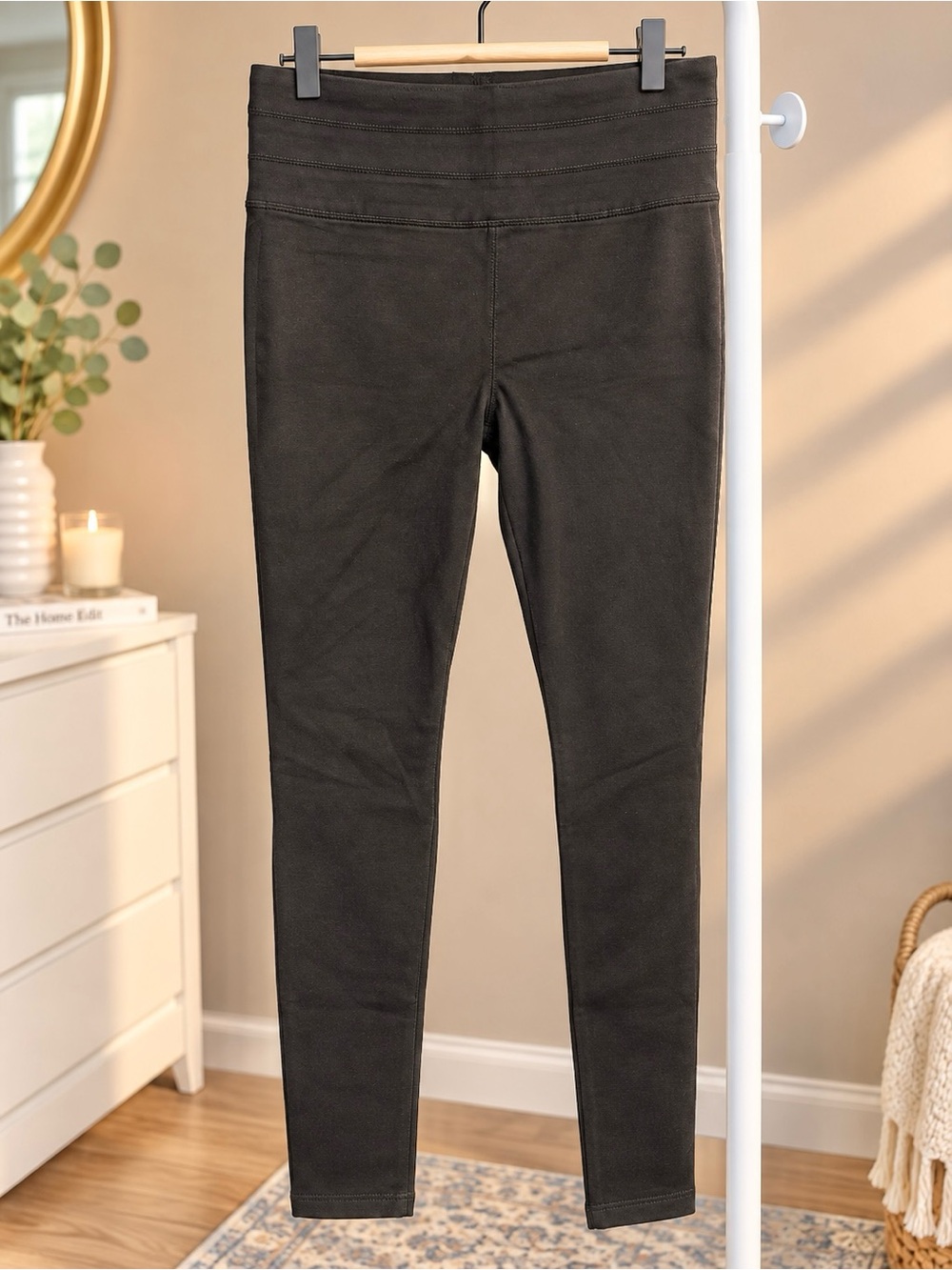 bebe Tuxedo Onyx Zip Skinny Pants Black Size 6 NWT